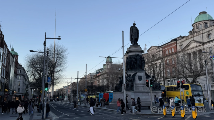 260217 The Spire of Dublin-근처 거리3